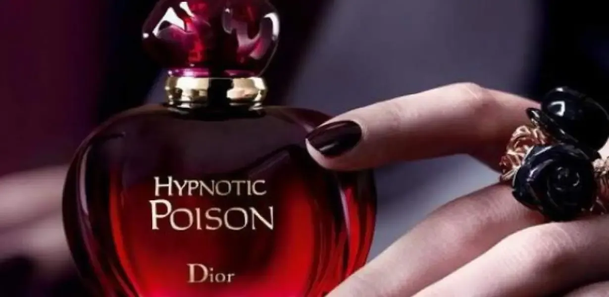 Hypnotic Poison Parfüm Neden Yasaklandı? 