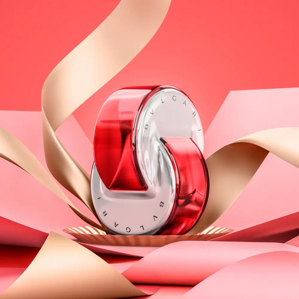 Kokuların Büyülü Dünyası: Doğru Parfüm Seçimiyle Tarzınızı Konuşturun