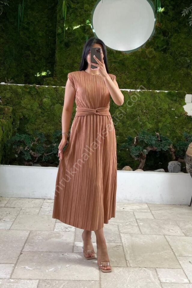 Zarif Astarlı Penye Ape Kahve Elbise