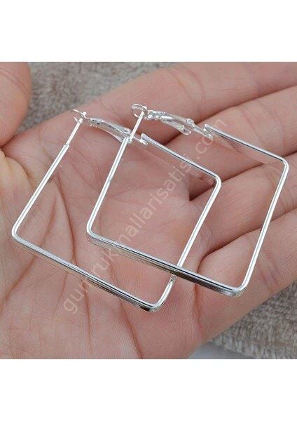 Gümüş Renk Kare Halka Küpe