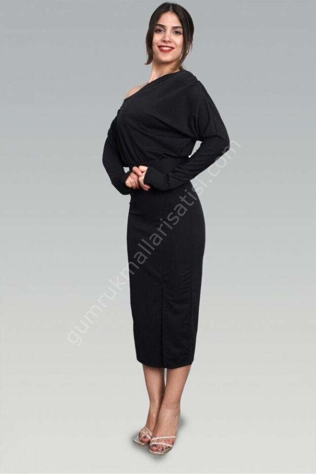 Gipeli Kemerli Krep Konfiği Siyah Elbise