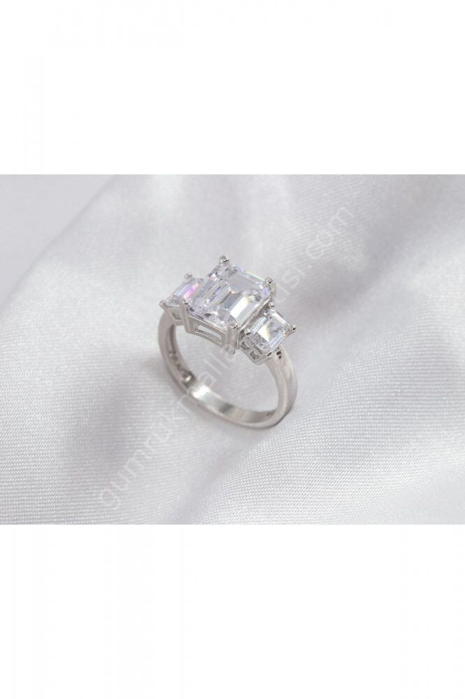 Baget Taşlı Gümüş Yüzük