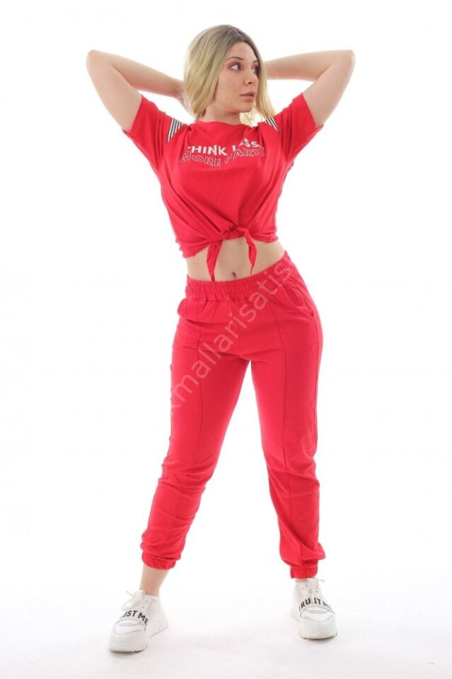 Kırmızı Renk Baskılı Kadın T-shirt