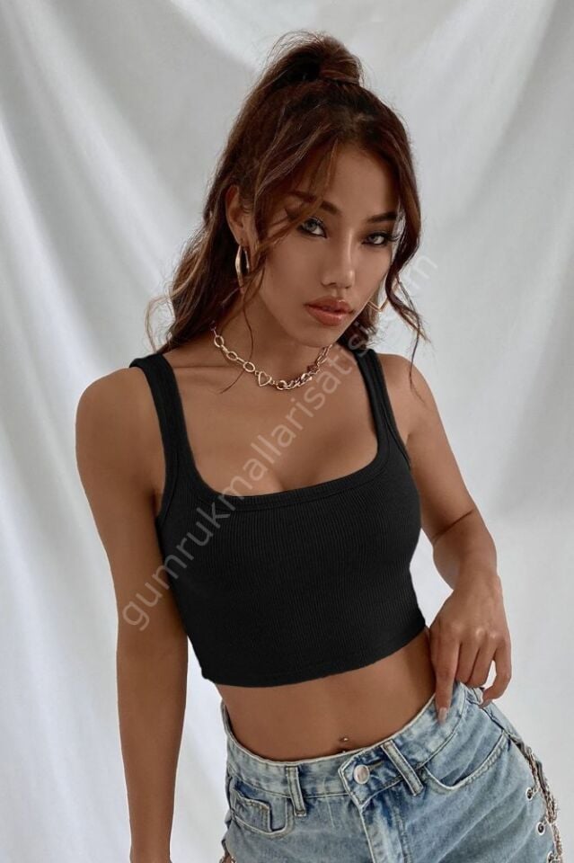 Kadın Yarım Kol Düz Yaka Siyah Crop Top Bluz