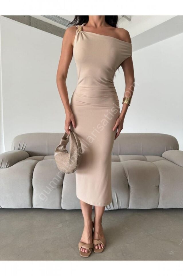 Omuz Detaylı Almila Krem Elbise