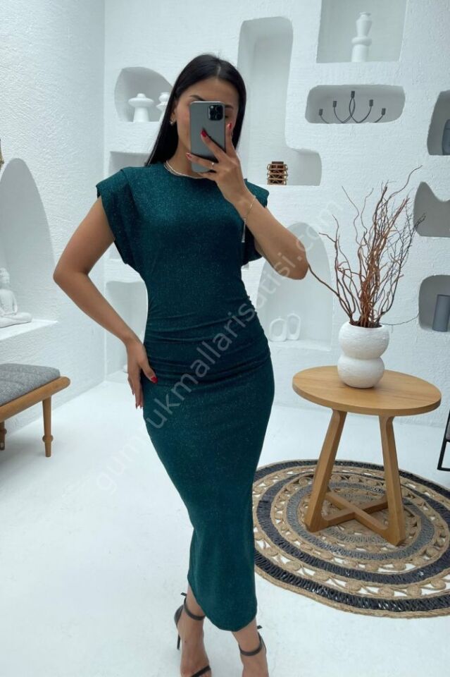 Sim Detaylı Yırtmaçlı Zıpır Yeşil Elbise