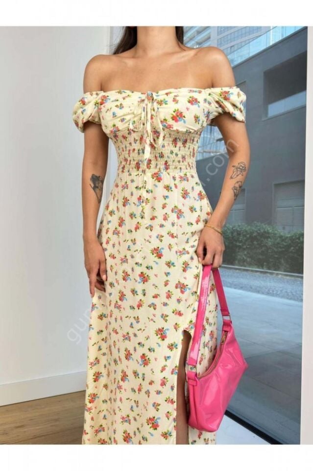 Beli Lastikli Yırtmaçlı Belika Krem Elbise