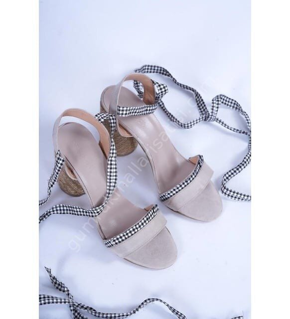 Kadın Ten Süet Fırfırlı Detaylı Hasır Topuk Bilekten Bağlama Ayakkabı