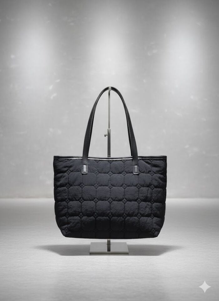 Kapitone Desenli Siyah Kadın Omuz Çantası